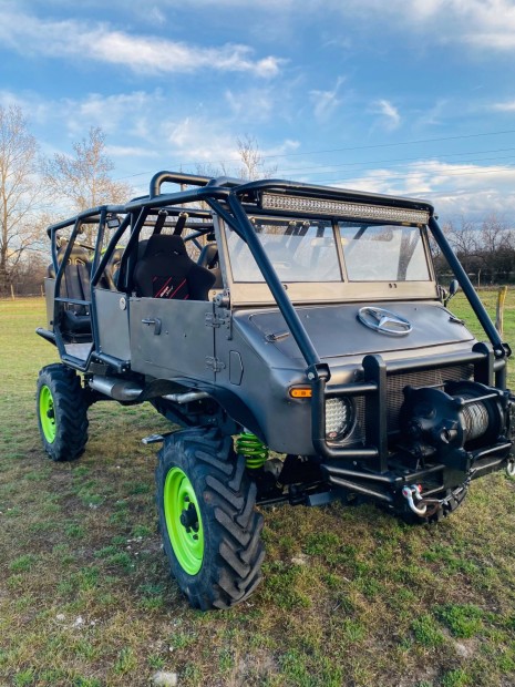 OFF Road Monster Truck Mercedes Unimog