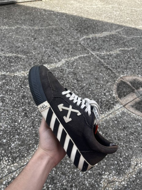 OFF White Vulcanized LOW 43