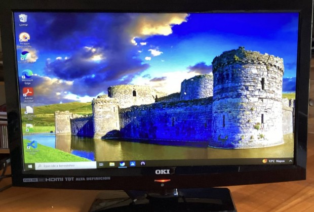 OKI 24" Monitor/TV