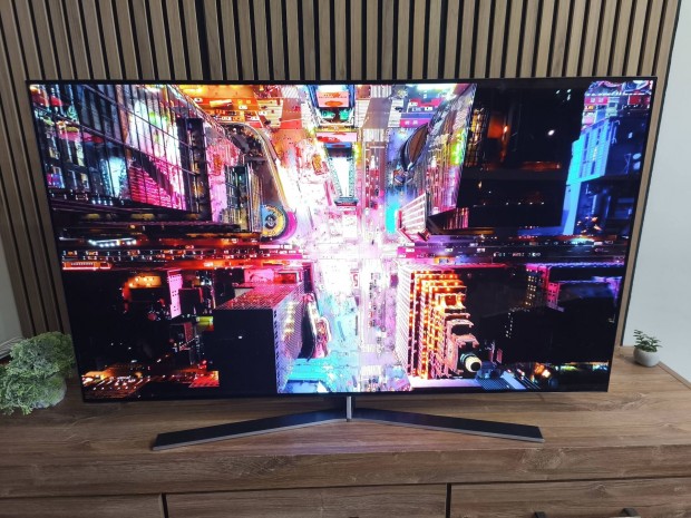 OLED 140CM 4K SMART WIFI LED TV. 120HZ