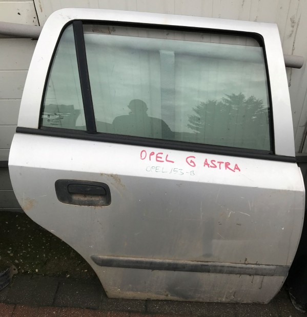 OPEL ASTRA G II KOMBI 1998-2009 JOBB HÁTSÓ AJTÓ eladó