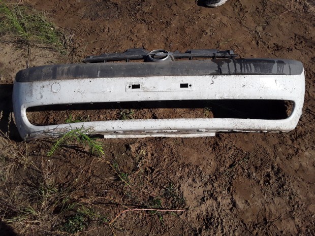 OPEL CORSA C 2000-2006 Első Lökhárító Bontott eladó