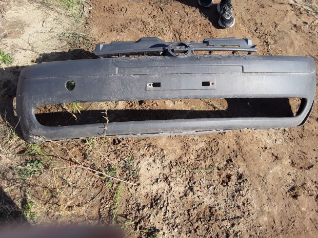 OPEL CORSA C 2000-2006 Első Lökhárító Enyhén sérült eladó