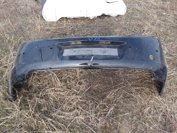 OPEL INSIGNIA 2005-2008 Hátsó Lökhárító Enyhén sérült eladó