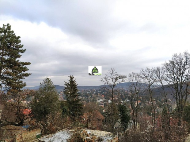 ÖRÖKPANORÁMÁS telek Máriaremetén! Eladó egy 824 m2-es belterüle 572_kh