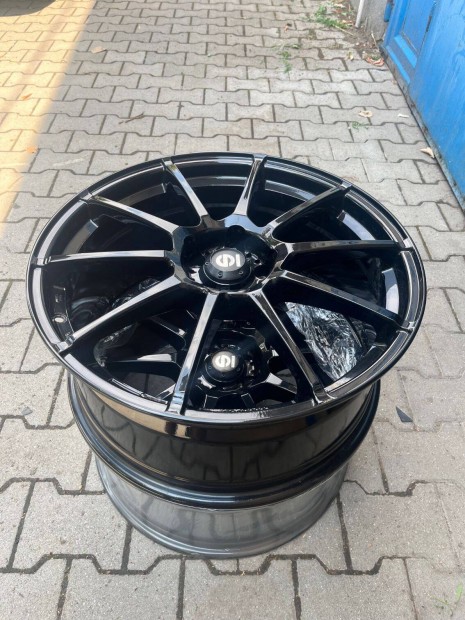 OZ Sparco 8,5x20 2xet35 2Xet45 garnitra elad! 5x112 66,5