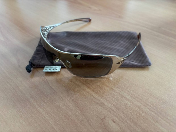 Oakley Dart arany napszemveg