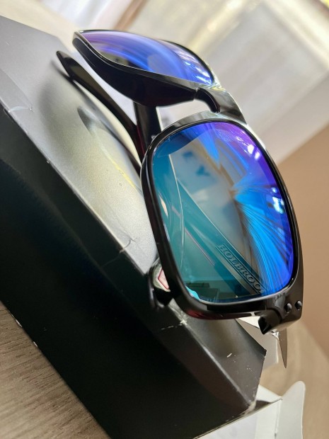 Oakley Holdbrook napszemveg