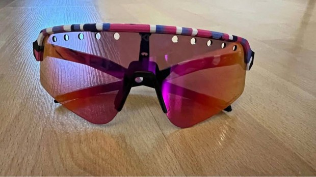 Oakley Sutro LITE Sweep