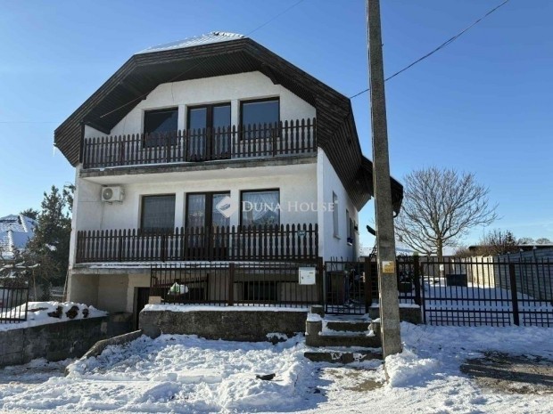 �csai 188 nm-es h�z elad�