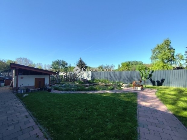 �csai elad� 150 nm-es h�z