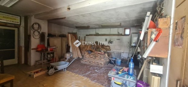 �csai elad� 180 nm-es h�z