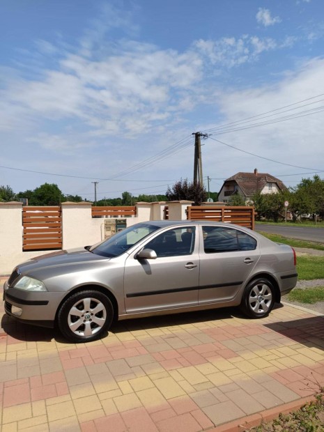 Octavia 1.9 PD TDI Elegance DSG
