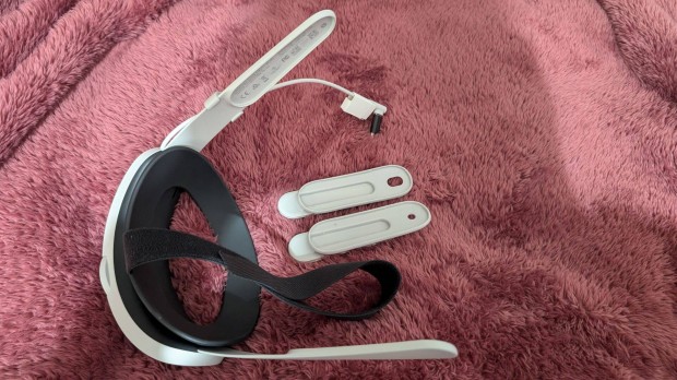 Oculus quest 2 akkumultoros fejpnt + 3.-hoz adapter