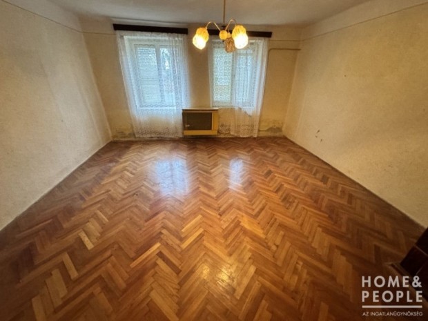 �f�lde�ki h�z elad�!