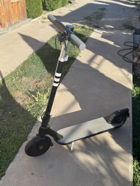 Okai Es10 elektromos roller