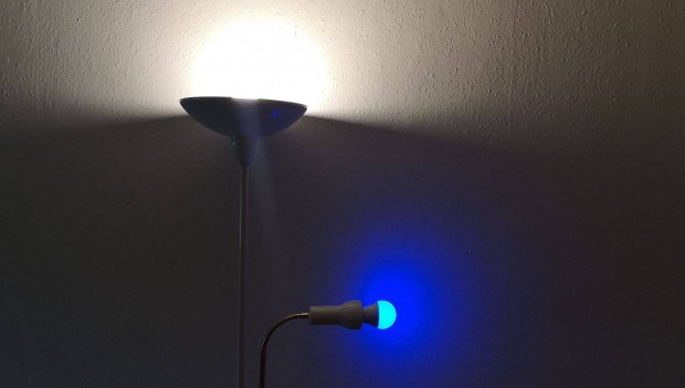 Okos g WIFI-s - RGB sznes(fehr) Tuya - Smartlife - Alexa 220V-os