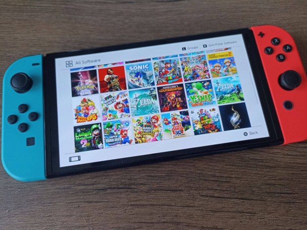 Okostva Nintendo Switch Oled jtkokkal