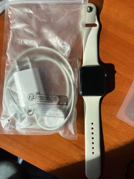 Okosra, iwatch Series 3 , GPS aluminium hz 42 mm