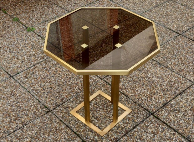 Oktagonal rz-veg asztal vintage design 1970