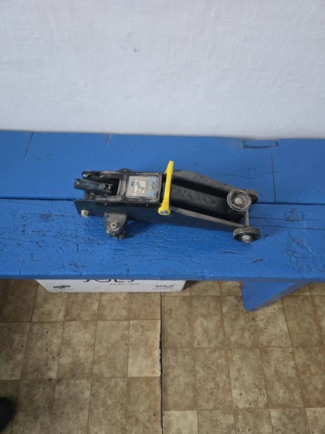 Olajemel� krokodil, 2 tonn�s