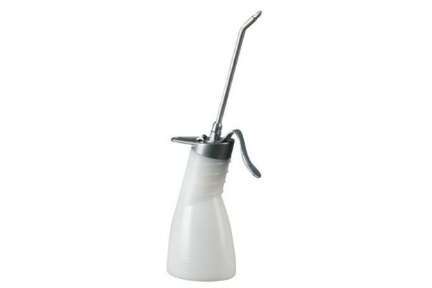 Olajkanna Pressol polietilén pumpával merev kifolyócső 135mm / 200ml f