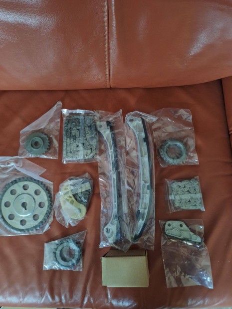 Olajpumpal�nc k�szlet!