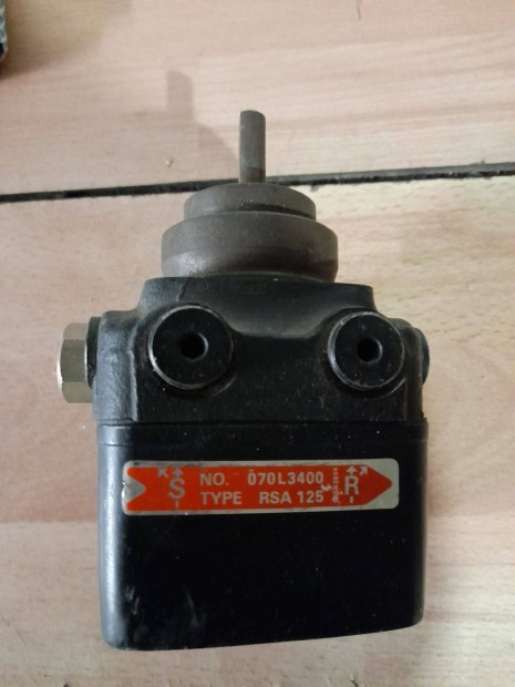 Olajszivatty Danfoss RSA-125 070L-3400 balos d=10mm 310l/h