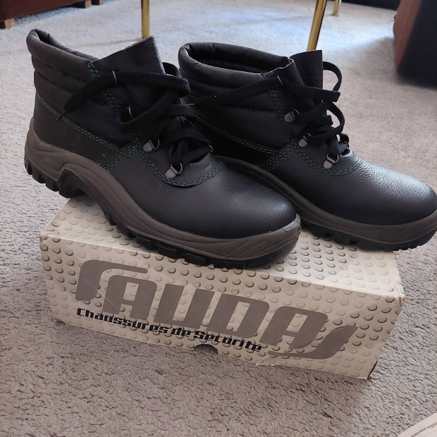 Olasz Auda acelbetetes munkavedelmi bakancs