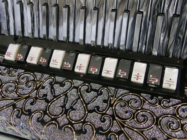 Olasz dupla cassotto-s Cellini harmonika tangóharmonika accordion