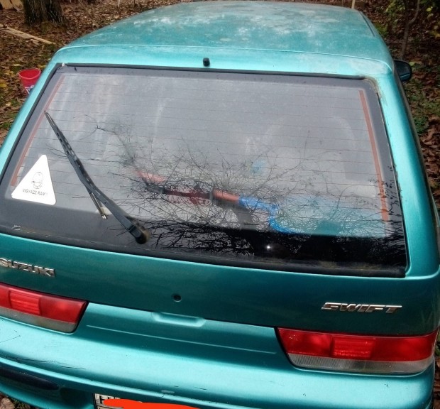 Olcs aut Suzuki Swift 1,3 klms 