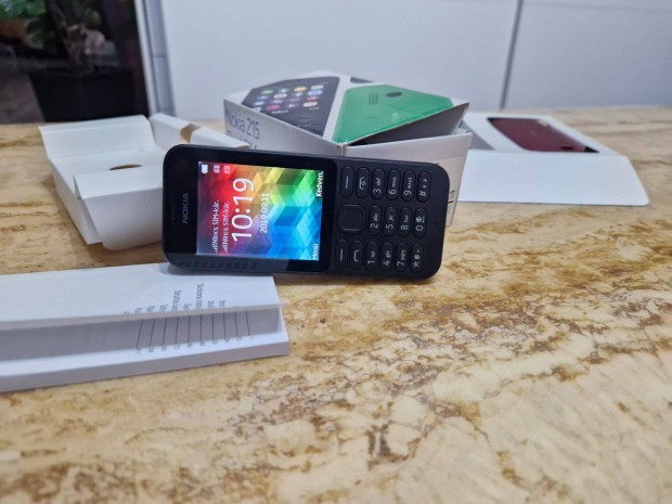 Olcsón 4G Nokia 215 Dual Sim RM-1110 DS, Black Mobiltelefon Számla