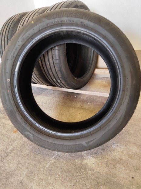 Olcsn elad 4 db nyri gumi Bridgestone 2024.05. havi