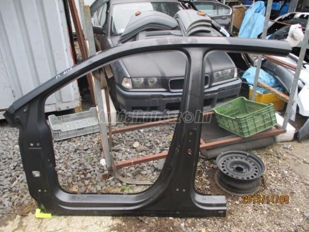 Oldallemez - mercedes-benz b-oszt�ly