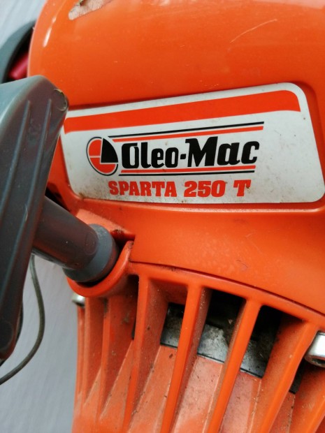 Oleo-Mac 250 T benzin motoros fkasza.