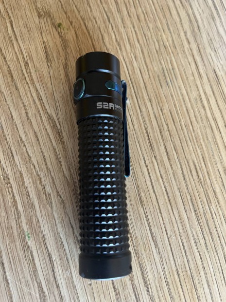 Olight S2R baton elemlmpa led lmpa