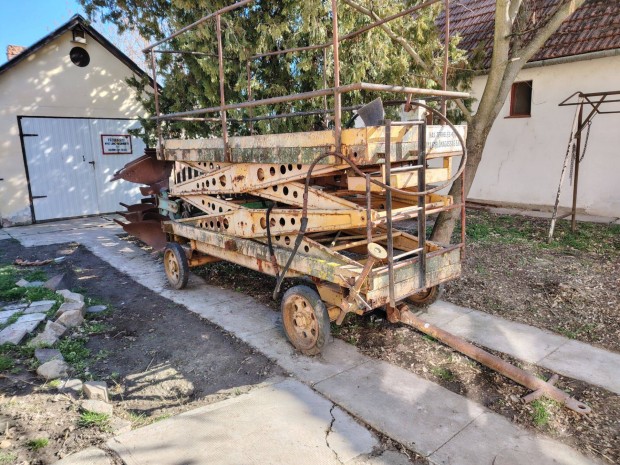 Oll�s emel�, 5,6 m�teres