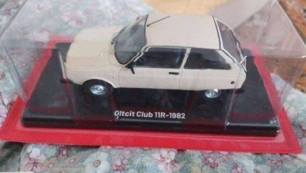 Oltcit Club 11R lengyel sorbol kisauto modell 1/24 Elad