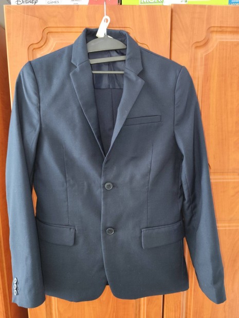 ltny H&M 152-es