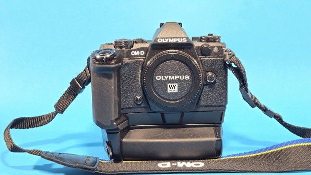 Olympus E-M5 mark II f�nyk�pez�g�p v�z  500 exp� 
