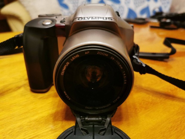 Olympus Is-200 SLR analóg fényképezőgép