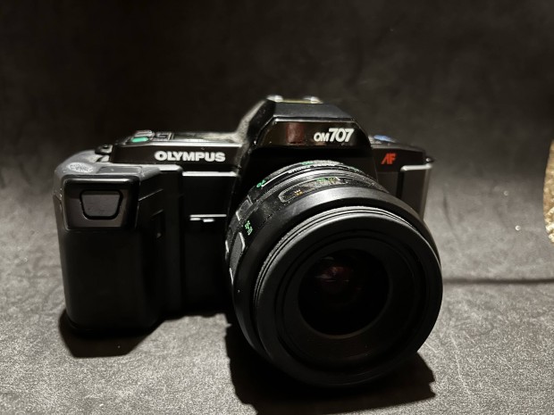 Olympus OM707 filmes vz, objektvekkel