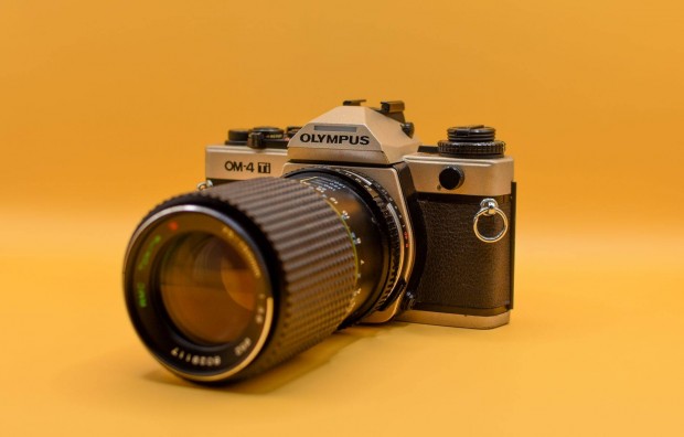 Olympus OM-4Ti Tokina 75-150 objektívvel