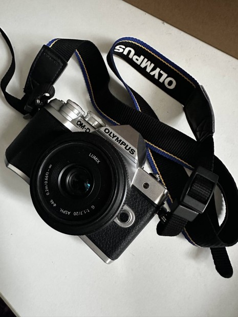 Olympus OM-D E-M10 Mark III + objektívek