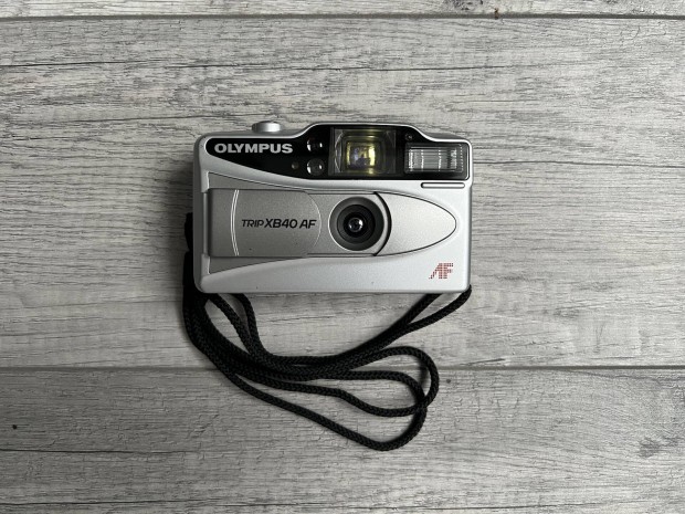 Olympus Trip XB40 AF filmes automata fényképezőgép