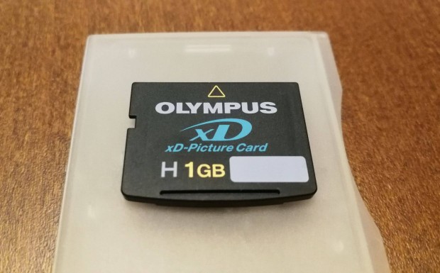 Olympus (Fuji) XD H 1Gb high speed memriakrtya