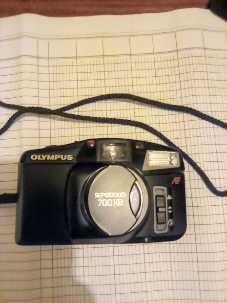 Olympus superzoom 700xb