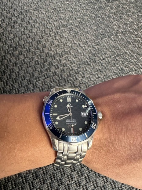 Omega Seamaster 40th James Bond