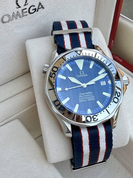 Omega Seamaster Diver 300M Electric Blue(Watch Bandita)