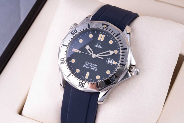 Omega Seamaster "rubber"